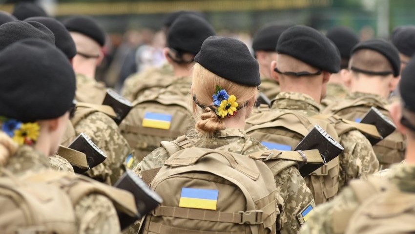 ФЕЙК: в Україні мобілізують неповнолітніх дівчат