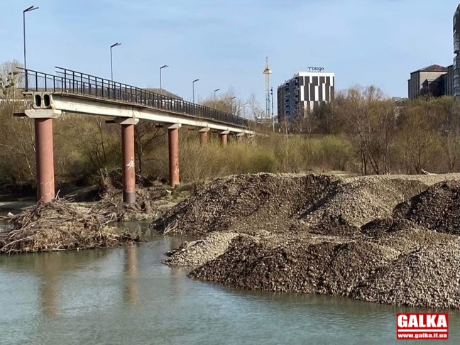 Марцінків запевняє, що міст на Пасічну будується